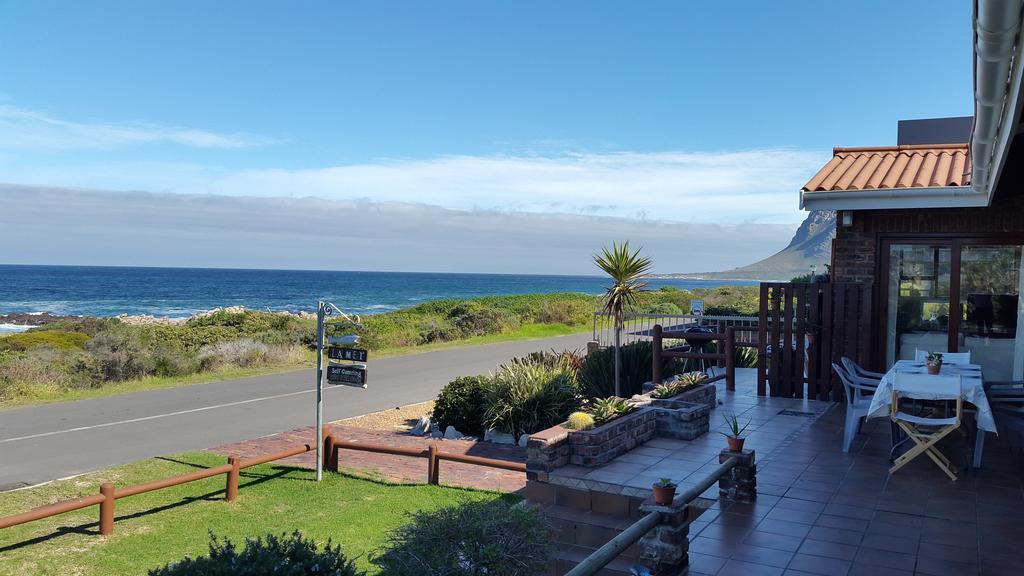 La Mer Seafront Selfcatering Accommodation Kleinmond Habitación foto